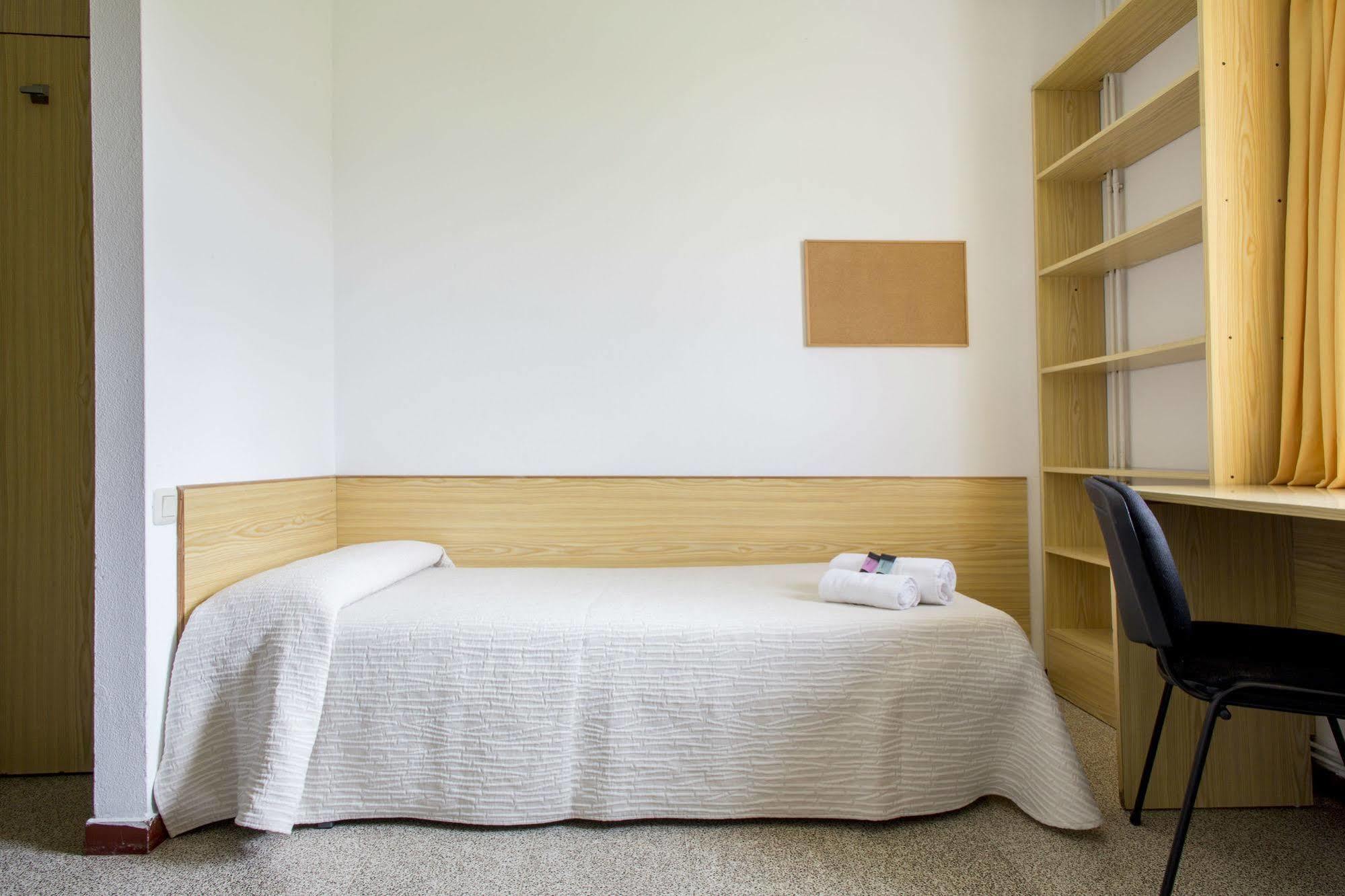Residencia Universitaria Resa Siglo XXI Куллередо Экстерьер фото