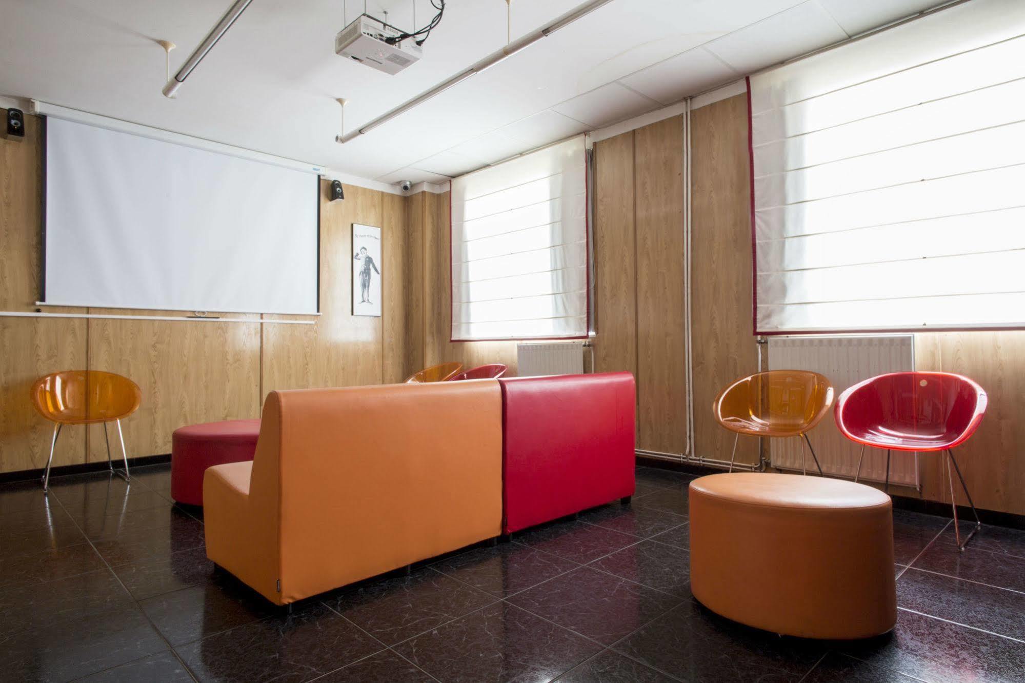 Residencia Universitaria Resa Siglo XXI Куллередо Экстерьер фото